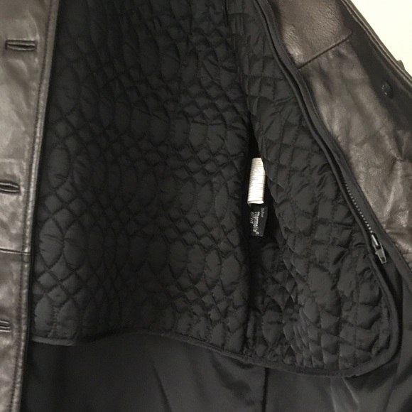 Women’s black leather coat with liner - Picture 4 of 7